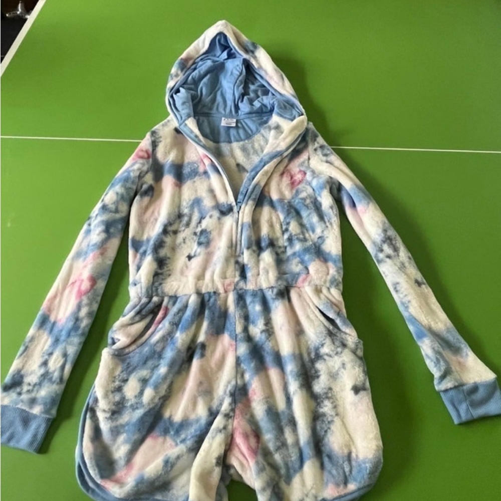 Art Class Blue Camo Sleepwear. Size XL (14/16)